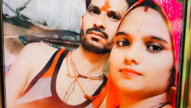 सुनील रजत और रानू का फाइल फोटो