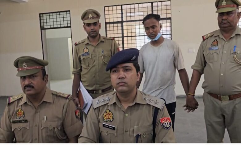 चाचा के बेटे की हत्या करने वाला